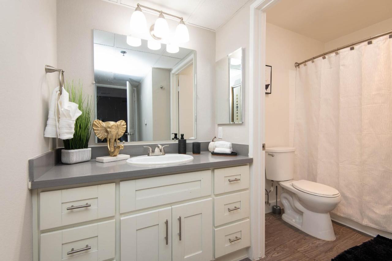 Luxury One Bedroom Apartments Free Parking&Pool Los Angeles Exteriör bild