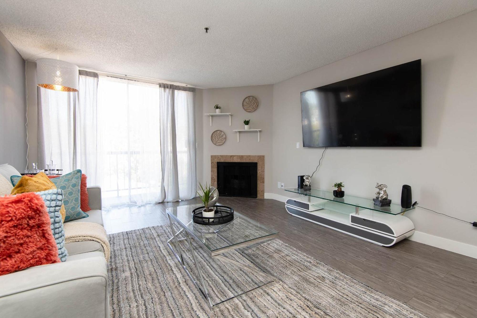 Luxury One Bedroom Apartments Free Parking&Pool Los Angeles Exteriör bild
